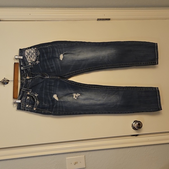 MISS ME Floral Lace Embellished Distressed Mid-rise Cuffed Skinny Denim Jeans - Picture 13 of 16